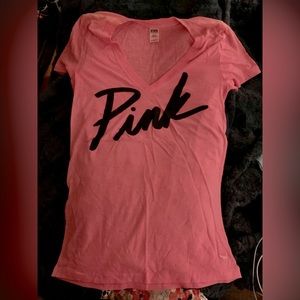 VS PINK tee size Medium